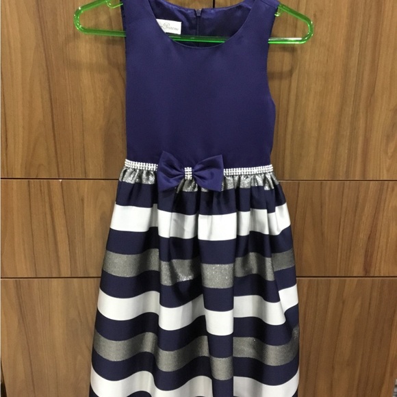 Kids Formal Navy Blue Dress, in Great Condition - Picture 6 of 8